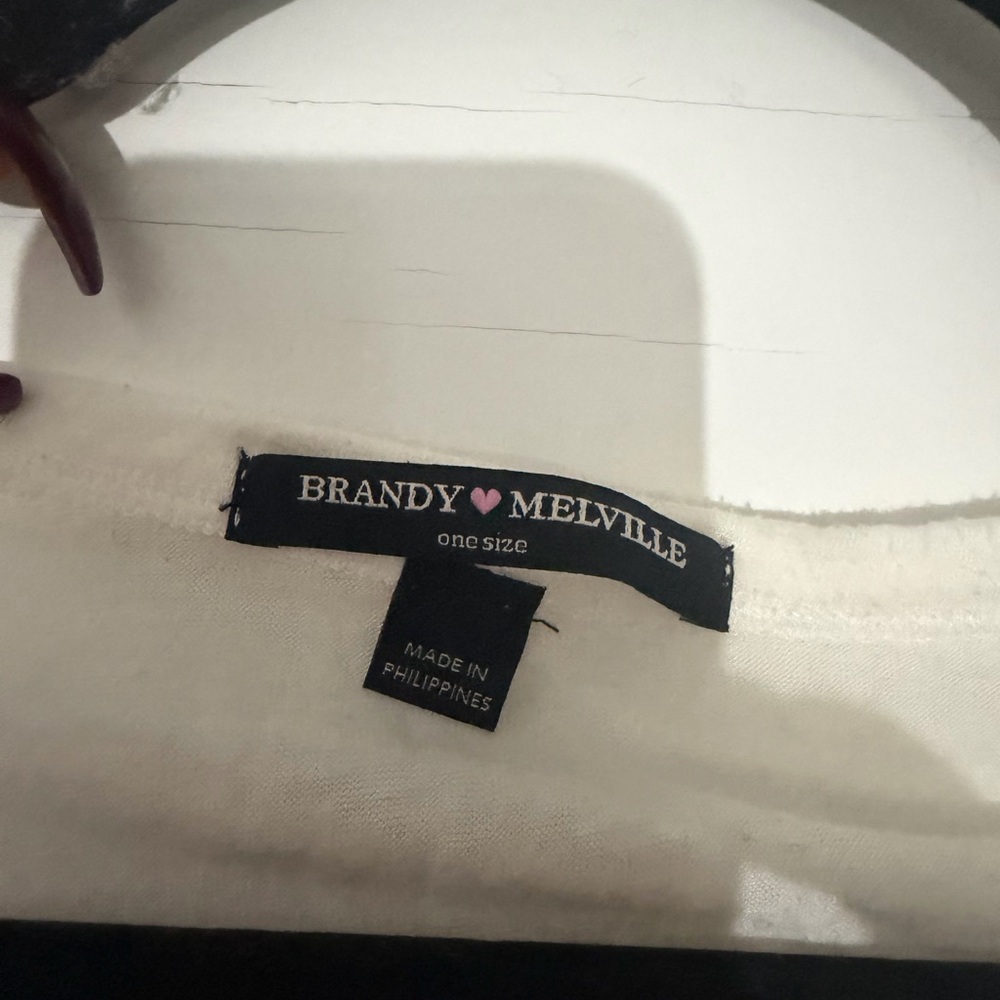 Brandy Melville White Short Sleeve Tee - Picture 2 of 2